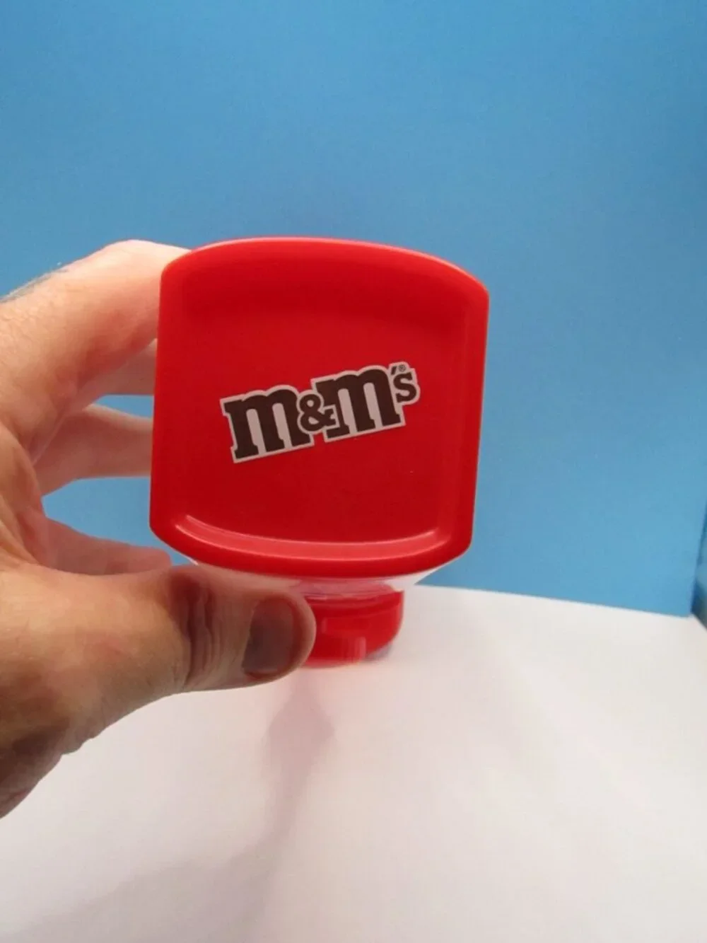 M&M